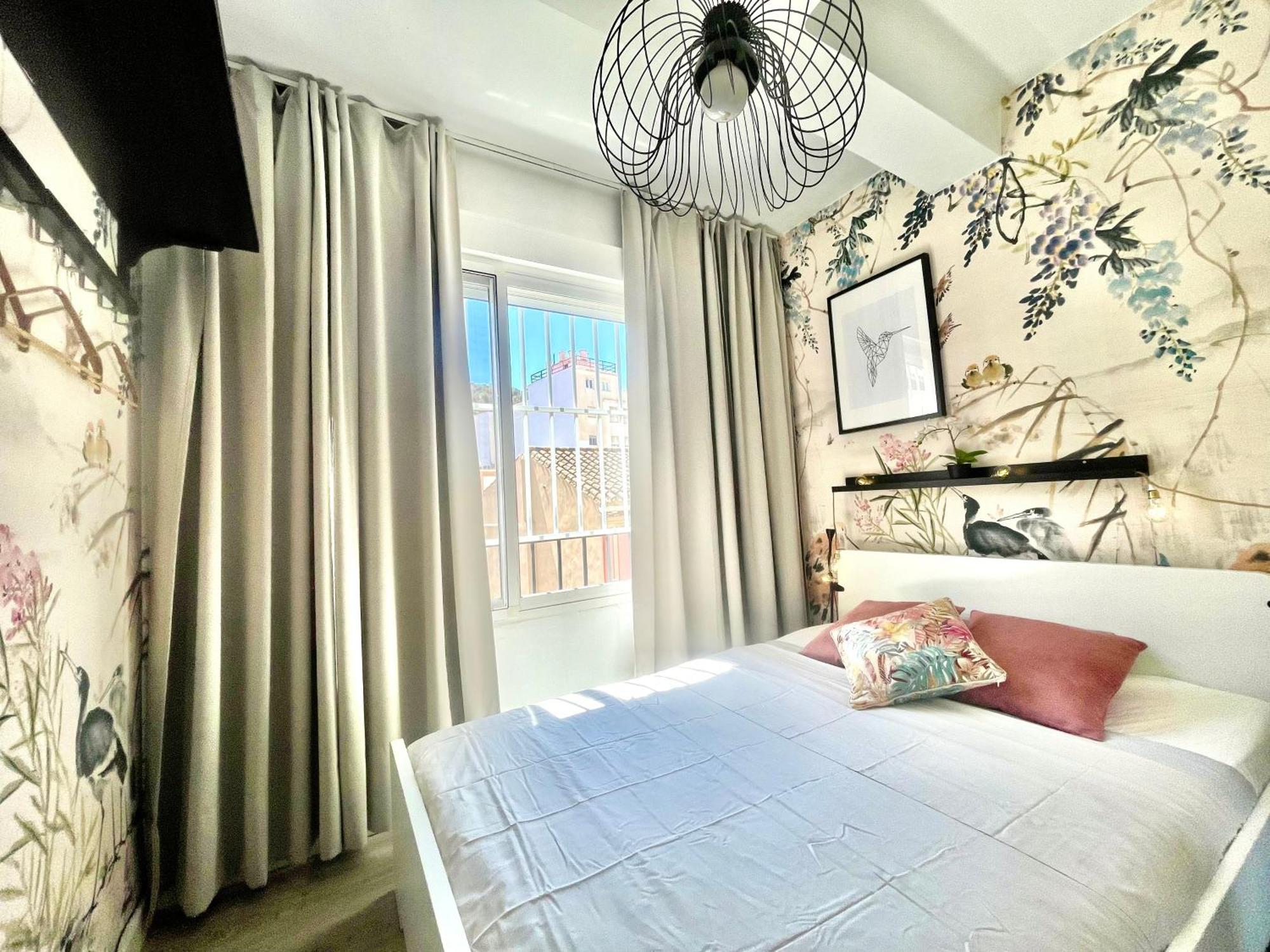 Centro Apartment Lagunillas マラガ エクステリア 写真